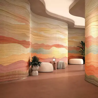 Runde Wand mit farbiger Design-Tapete im Wellenmuster
